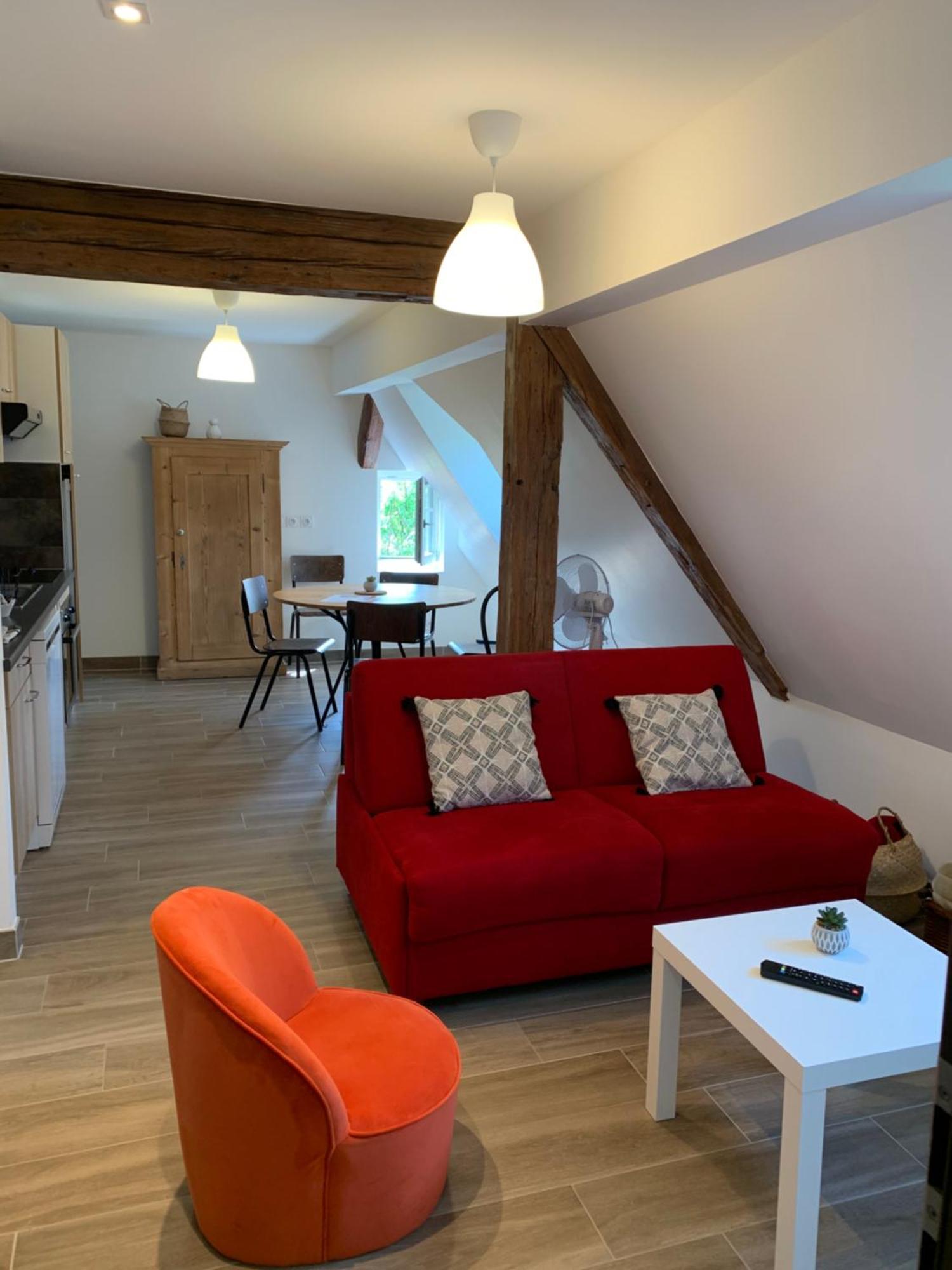 Le Clocher " Sous Les Combles" Parking Gratuit Beblenheim Esterno foto
